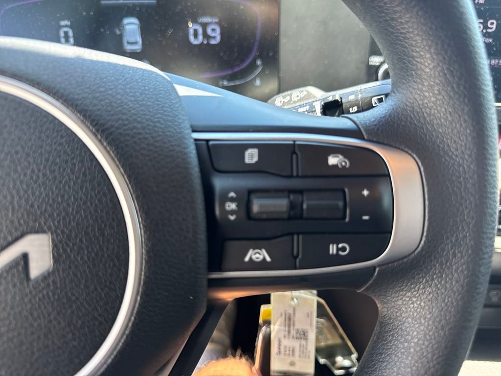 2024 Kia Sportage LX photo 19