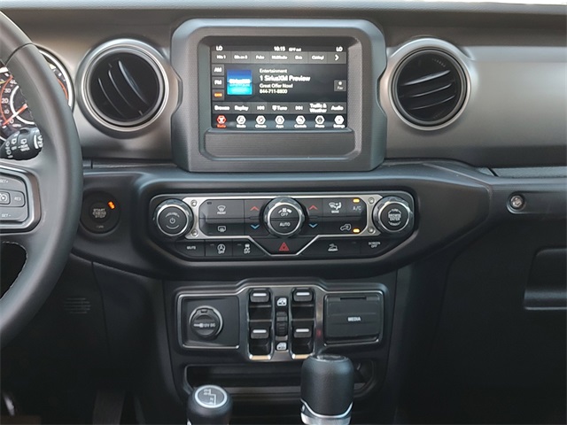 2021 Jeep Wrangler Unlimited Willys photo 13