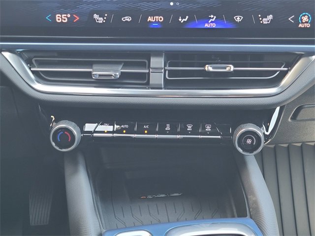 2025 Chevrolet Equinox EV 1LT photo 21