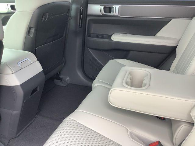 2026 Hyundai Santa Fe SEL photo 12