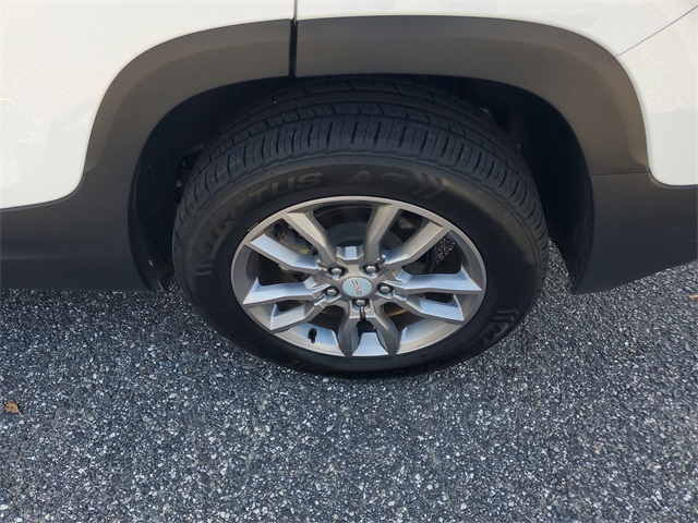 2024 Gmc Terrain SLT photo 4