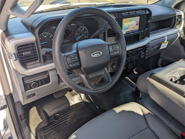 2024 Ford F-350 XL photo 8