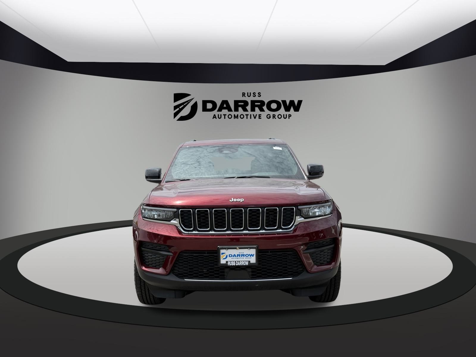 2025 Jeep Grand Cherokee Laredo photo 2
