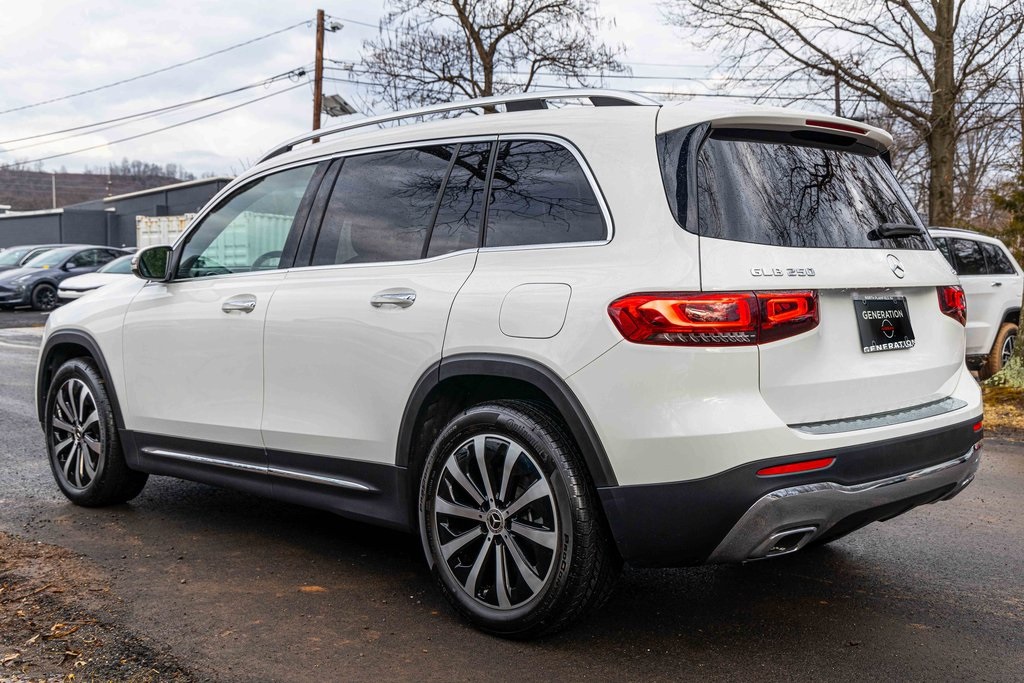 2022 Mercedes Benz GLB 250 4MATIC photo 4