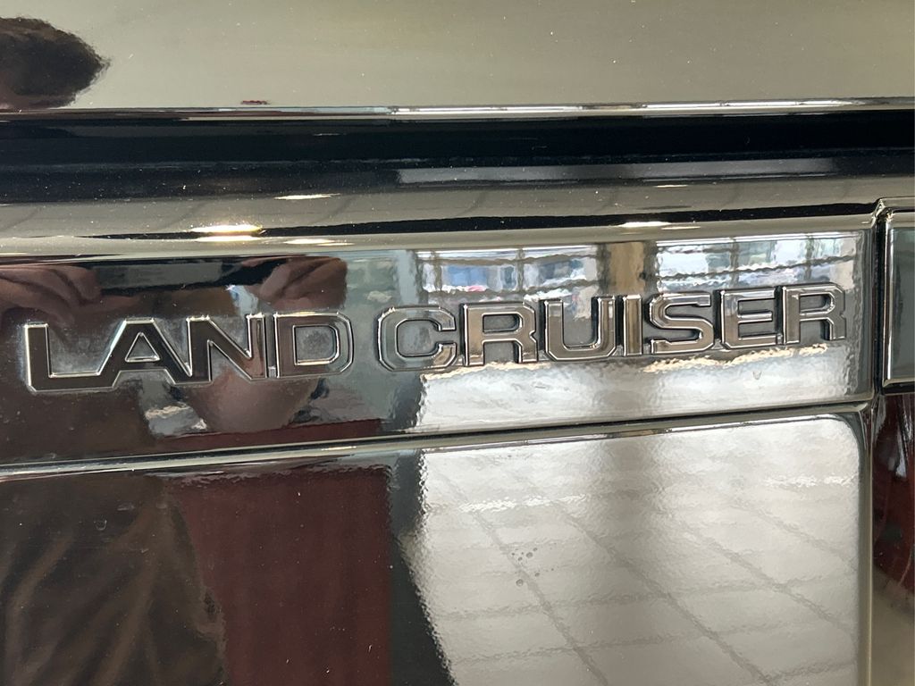 2024 Toyota Land Cruiser Base photo 13
