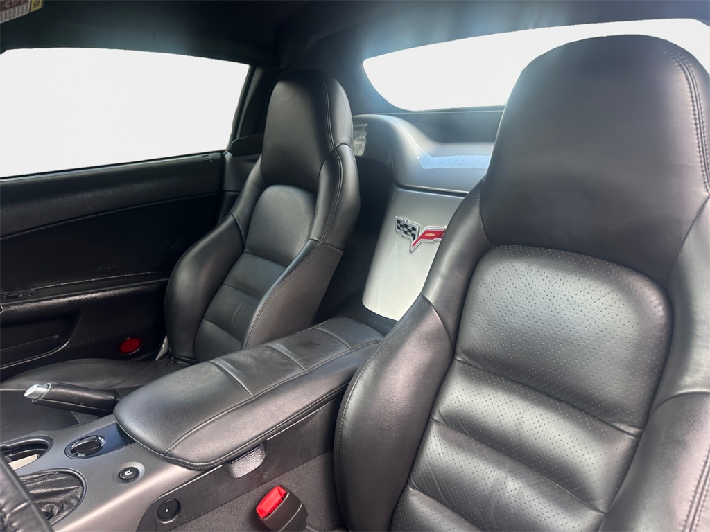 2006 Chevrolet Corvette Base photo 8