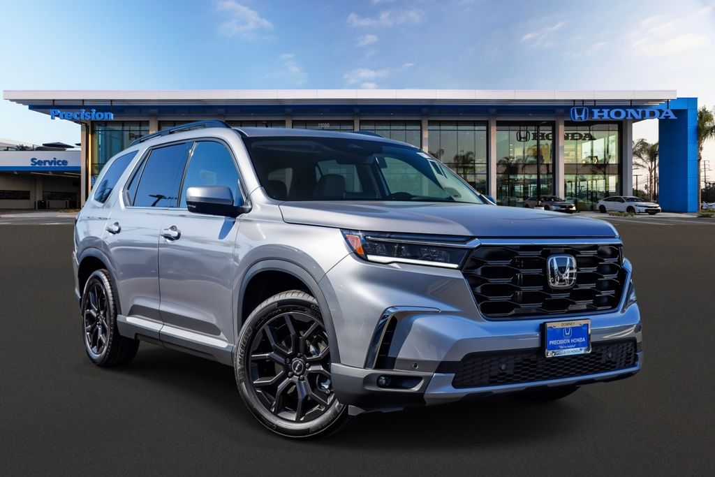 2025 Honda Pilot Touring's photo