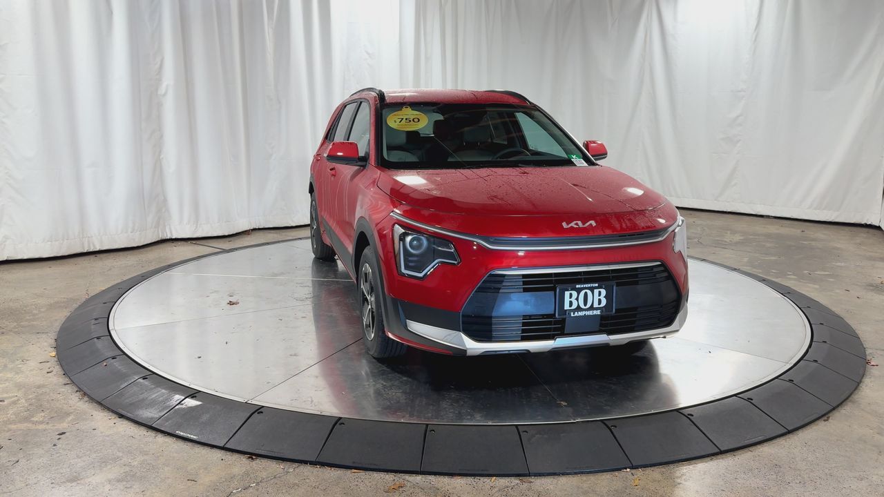 2025 Kia Niro EX photo 2