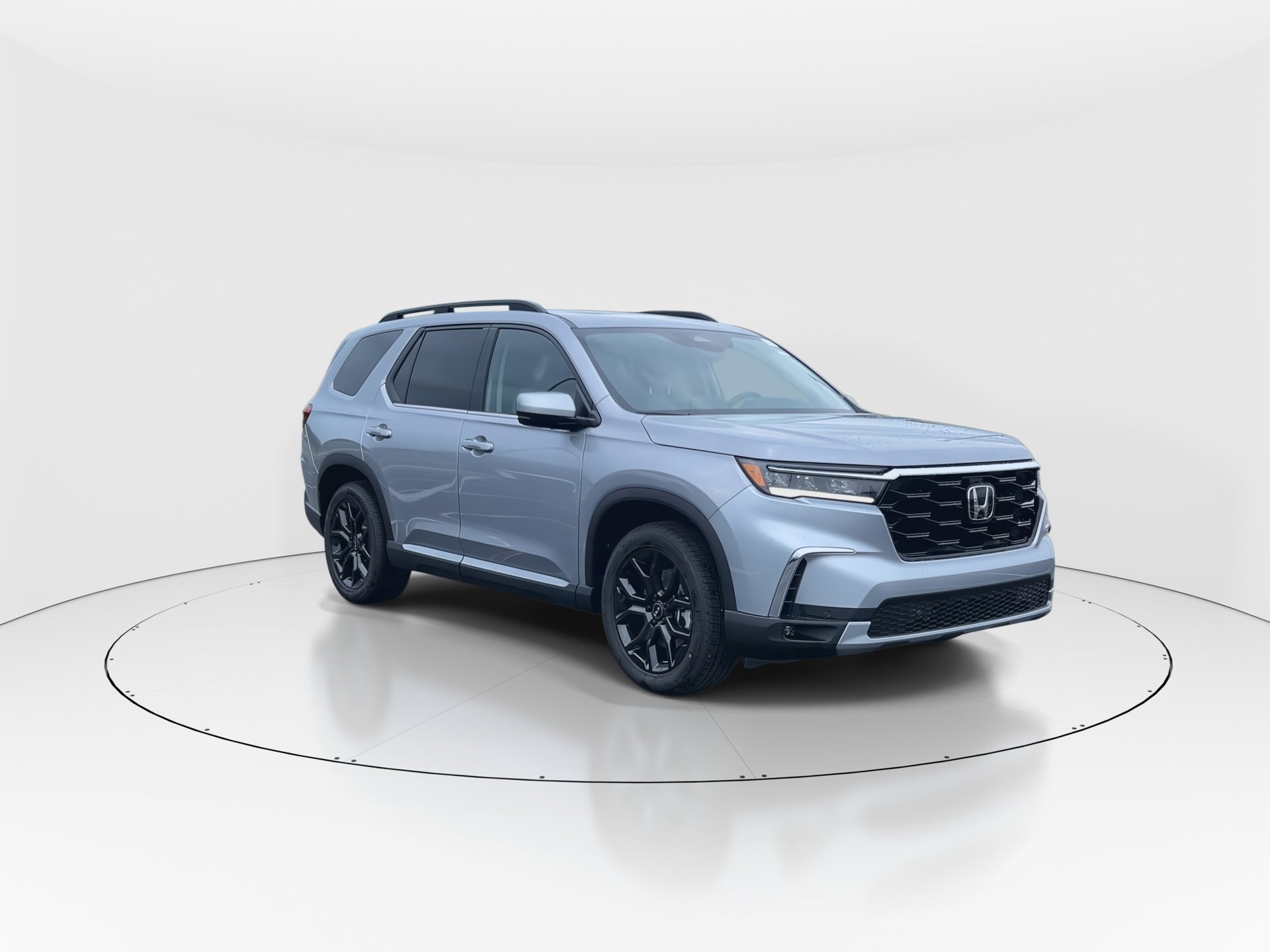 2025 Honda Pilot Touring photo 2