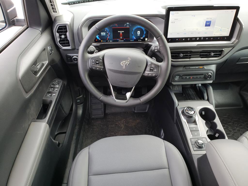 2025 Ford Bronco Sport Badlands photo 2