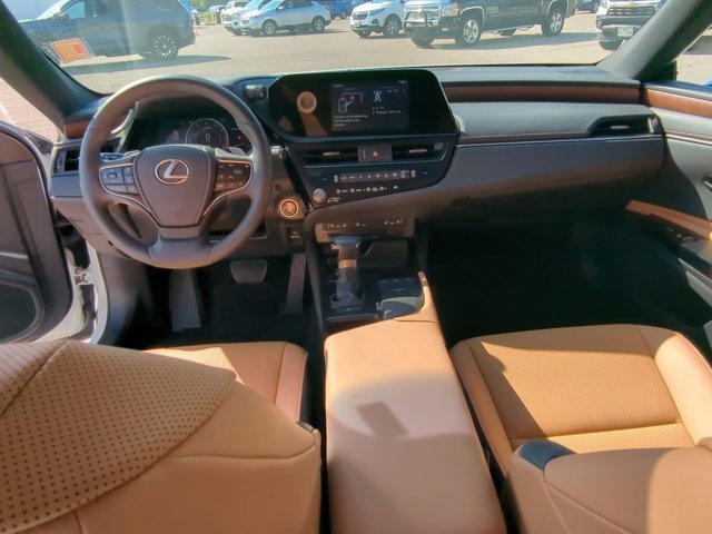 2022 Lexus ES 350 photo 12