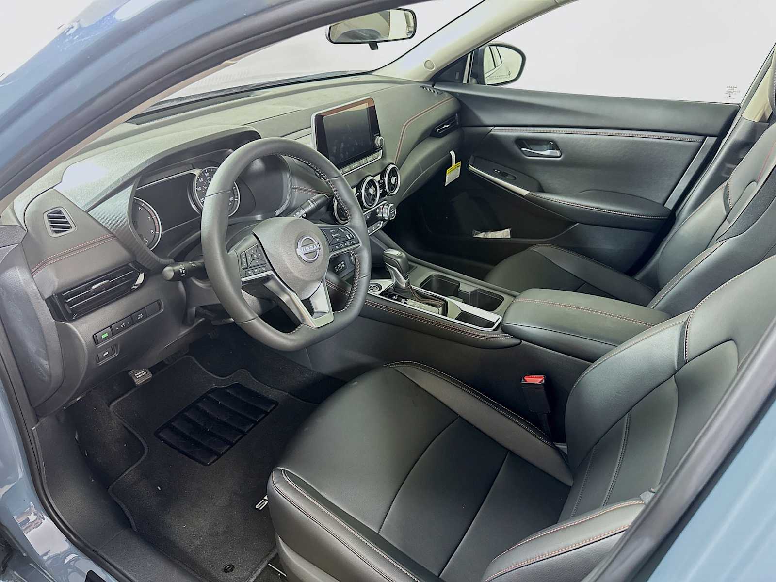 2024 Nissan Sentra SR photo 7