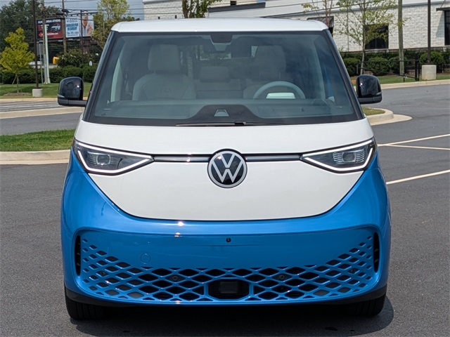 2025 Volkswagen ID. Buzz Pro Plus photo 8