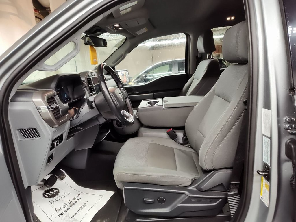 2024 Ford F-150 XLT photo 3