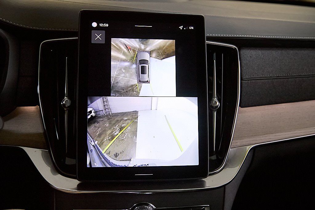 2026 VOLVO XC90 - Image 31