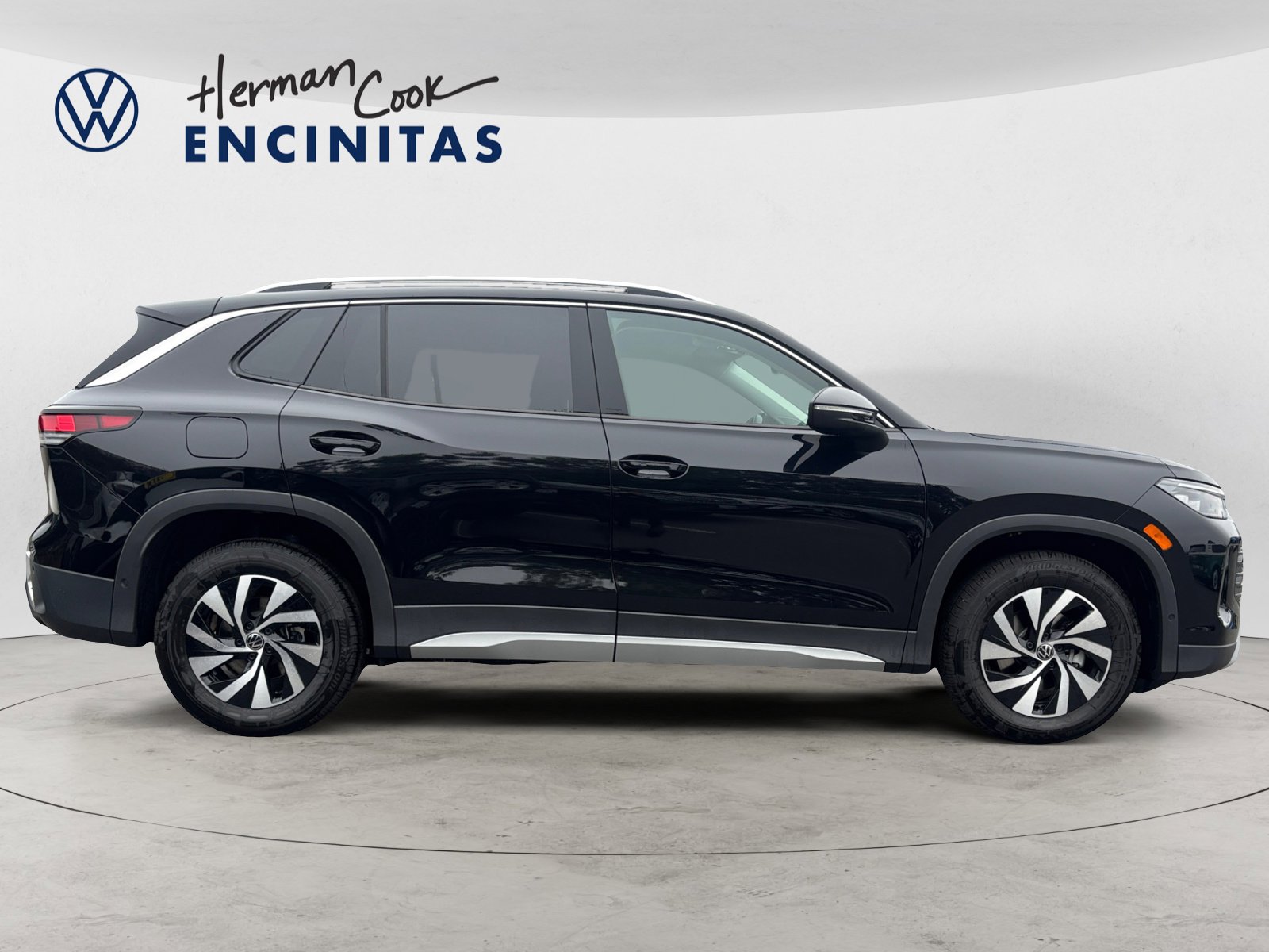 2025 Volkswagen Tiguan S photo 6