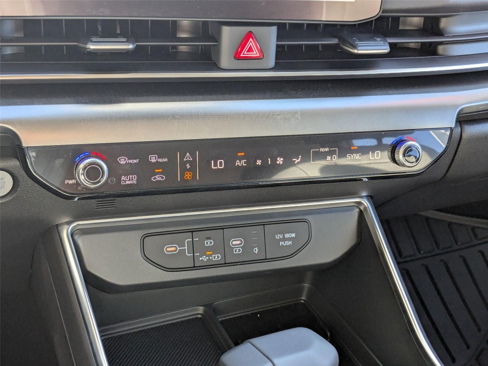 2026 Kia Carnival SX Prestige photo 23