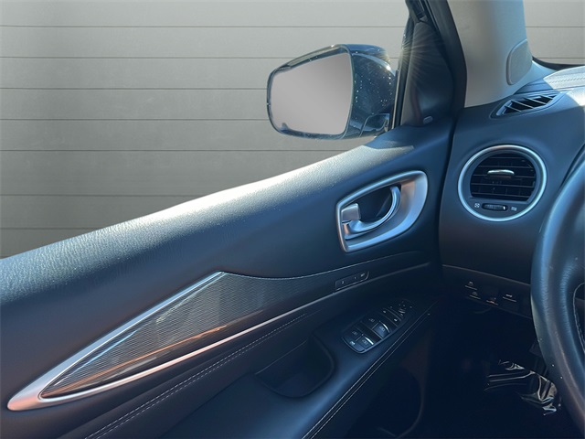 2020 Infiniti QX60 Luxe photo 26