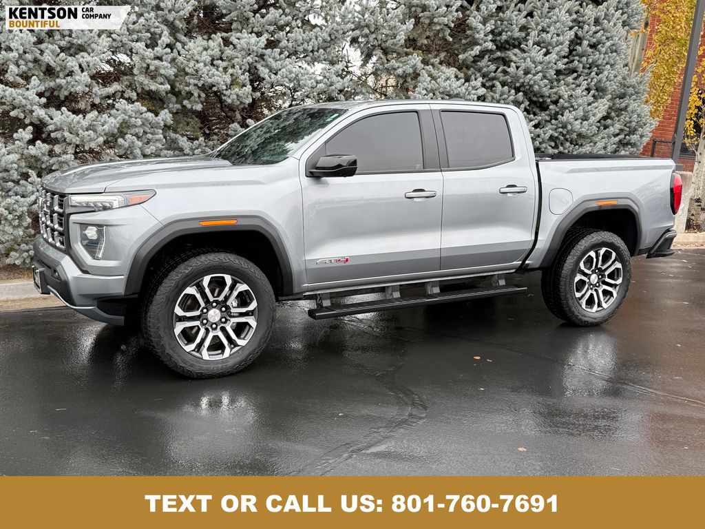 2024 GMC Canyon AT4's photo