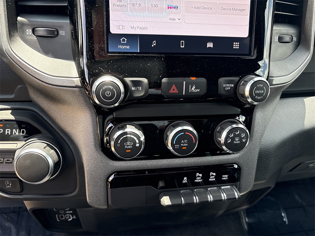 2025 Ram 1500 Tradesman photo 14