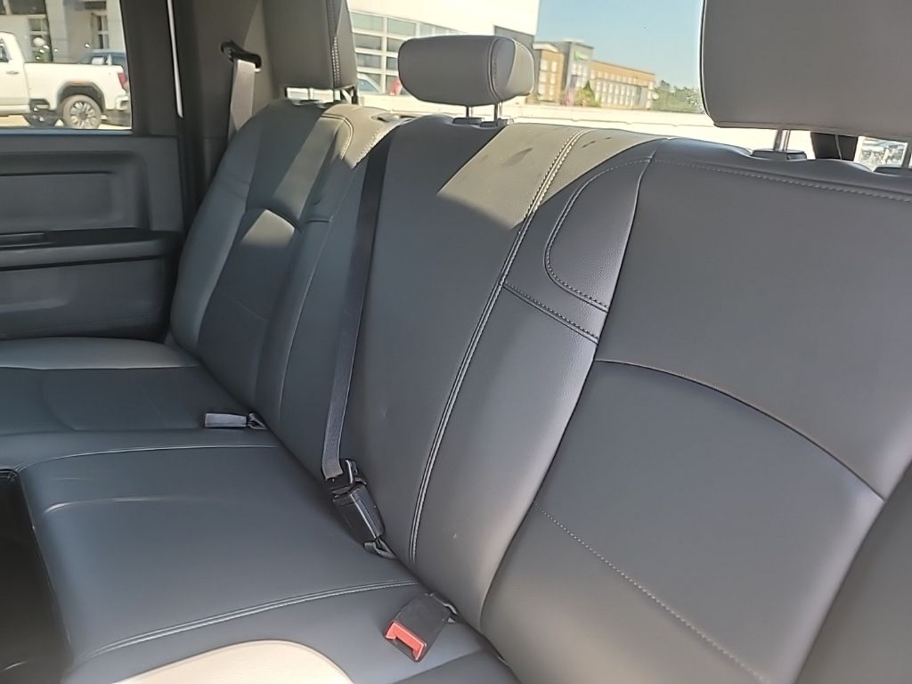 2022 Ram 2500 Tradesman photo 16