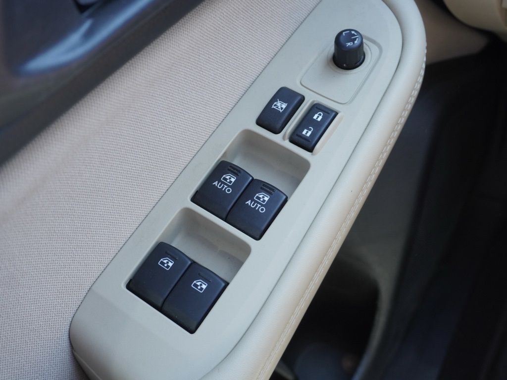 2019 Subaru Outback 2.5i Premium photo 13