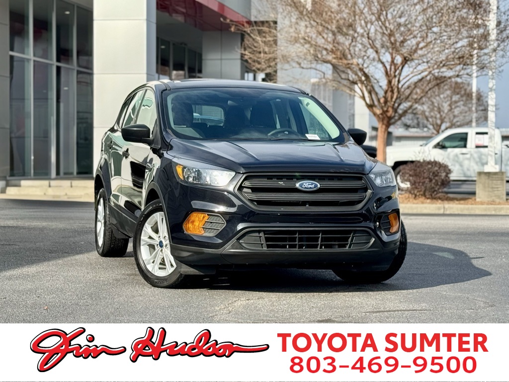 2019 Ford Escape S's photo