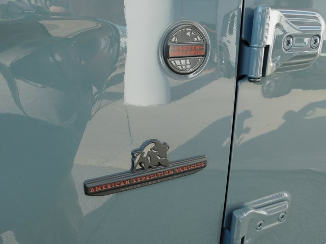 2025 Jeep Wrangler Rubicon photo 25