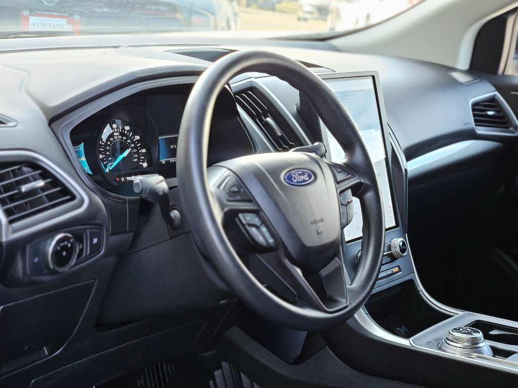 2023 Ford Edge SE photo 8