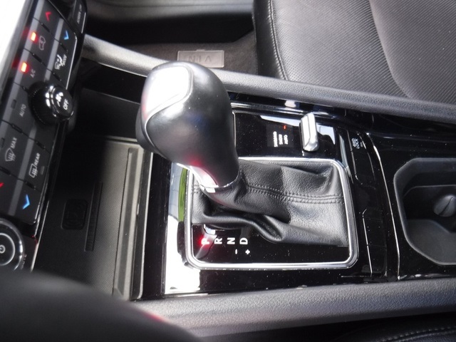 2022 Jeep Compass Limited photo 18