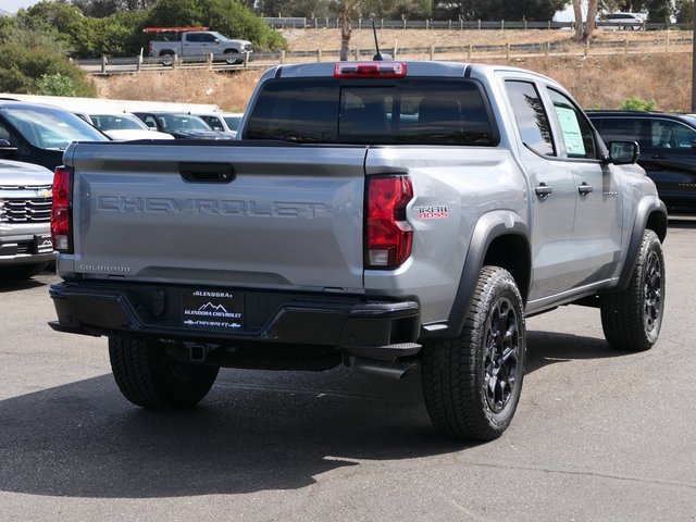 2026 Chevrolet Colorado Trail Boss photo 2