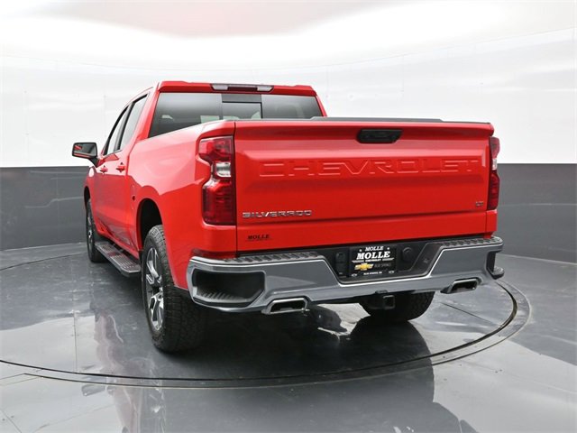 2025 Chevrolet Silverado 1500 LT photo 5