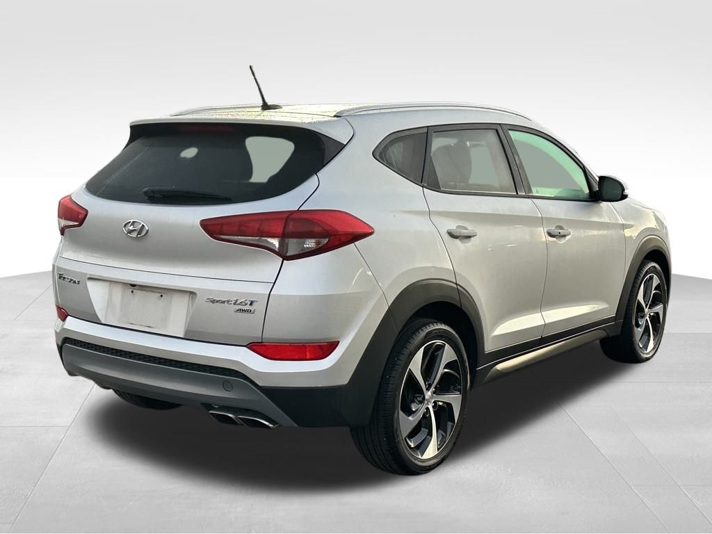 2016 Hyundai Tucson Sport photo 4