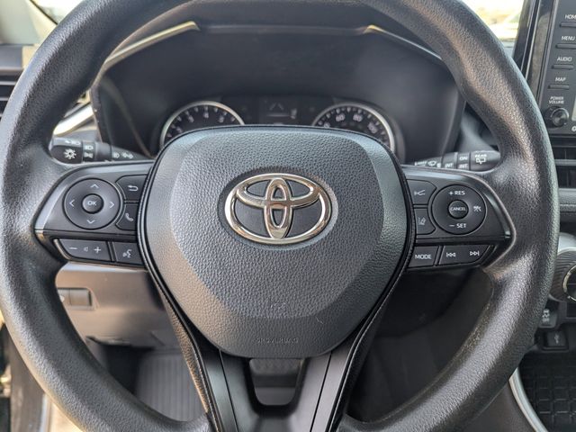 2021 Toyota RAV4 XLE photo 27