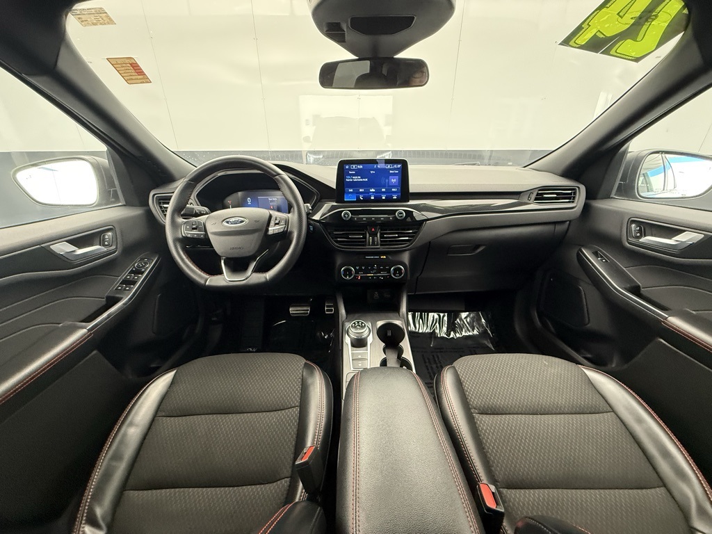 2024 Ford Escape ST-Line photo 3