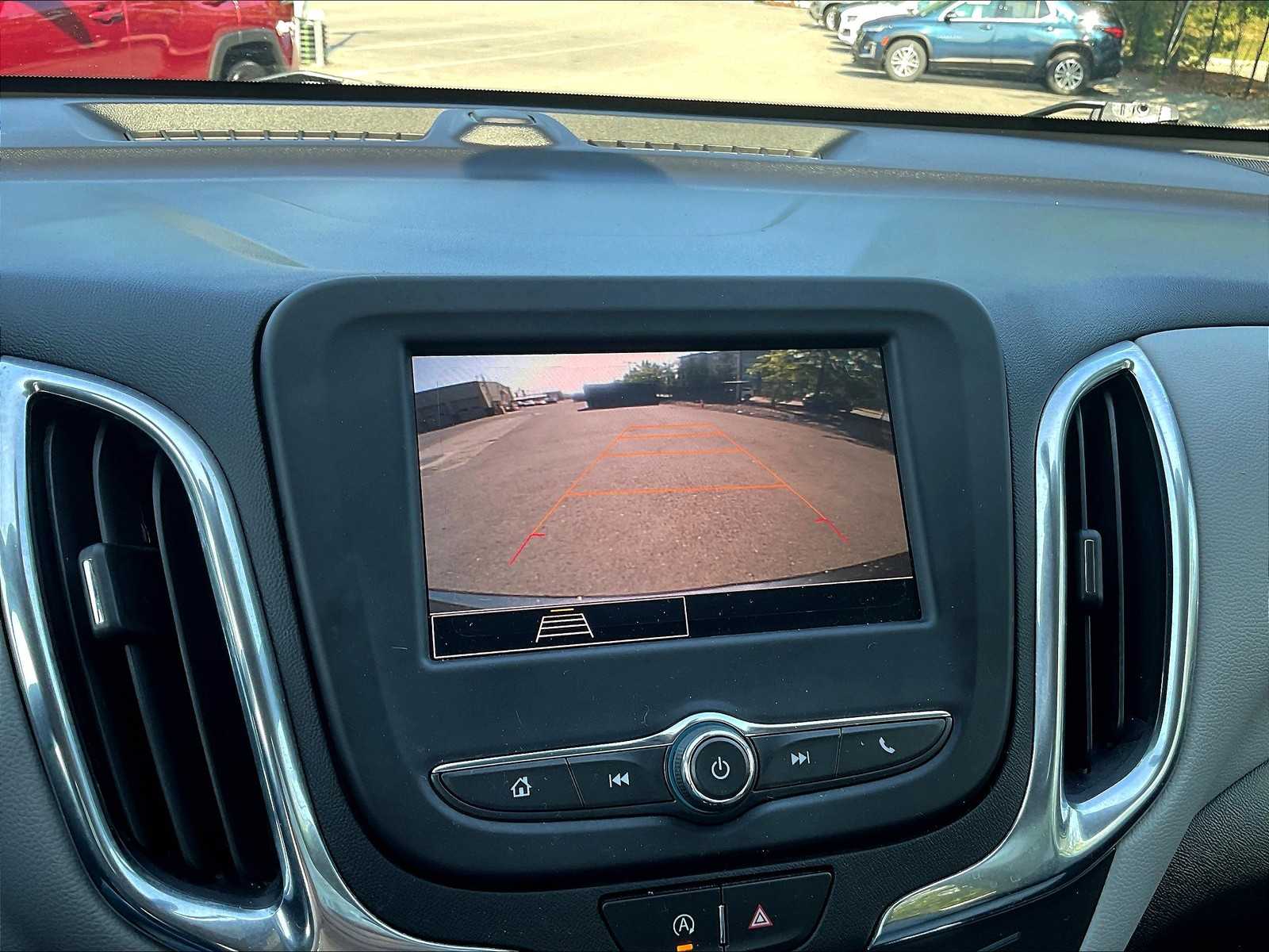 2023 Chevrolet Equinox LT photo 17