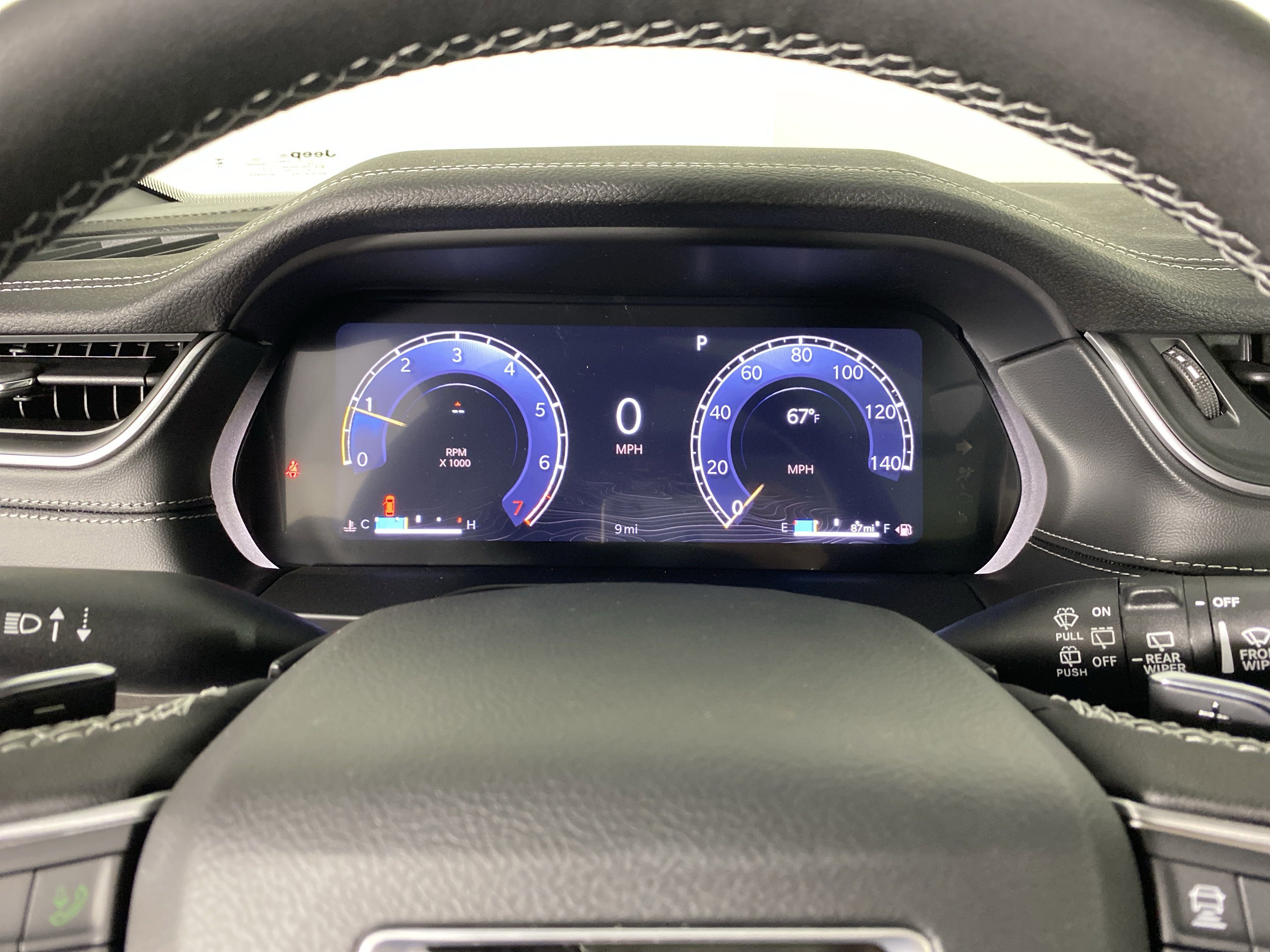 2025 Jeep Grand Cherokee Limited photo 4