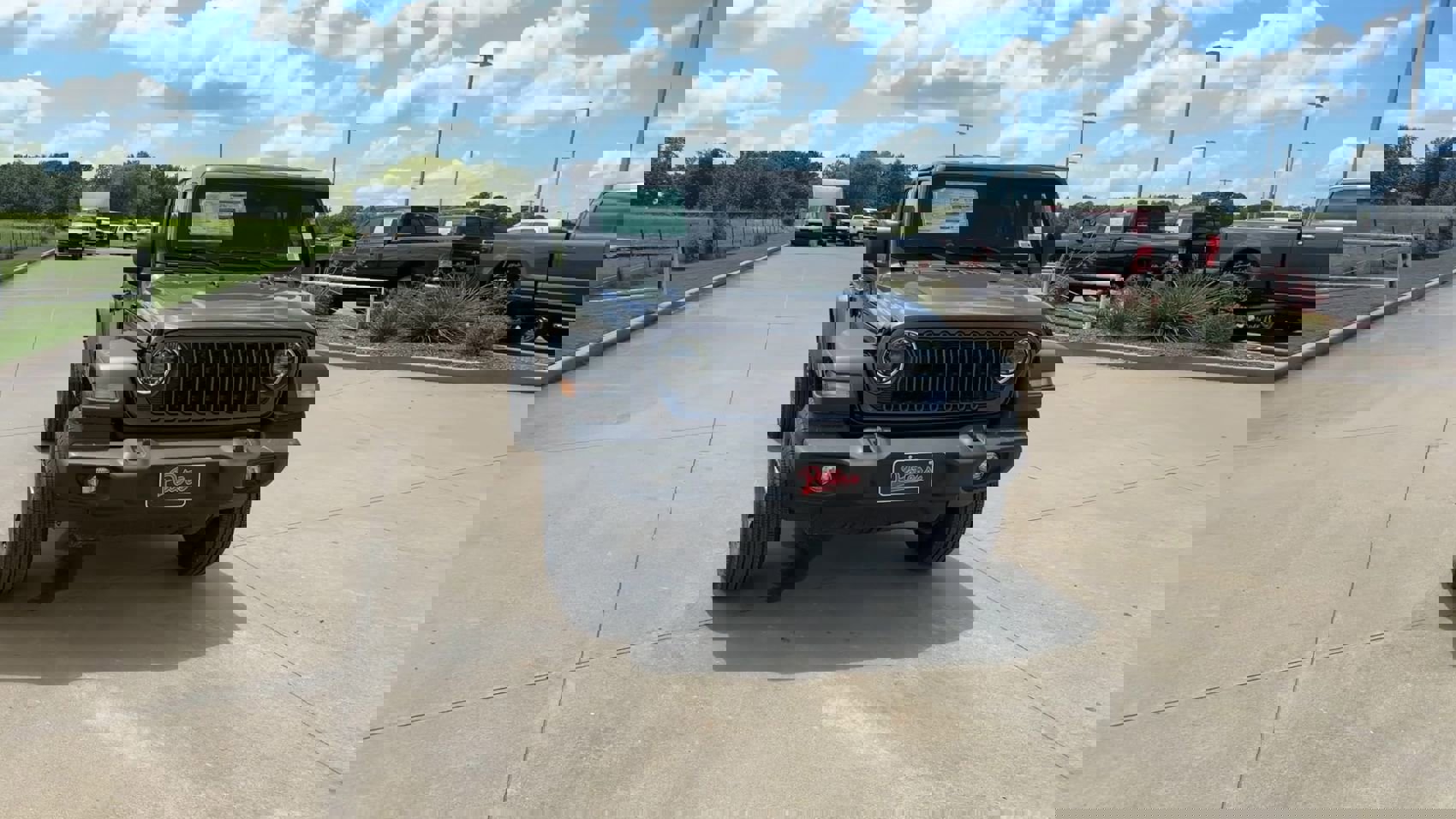 2024 Jeep Wrangler Sport S photo 3