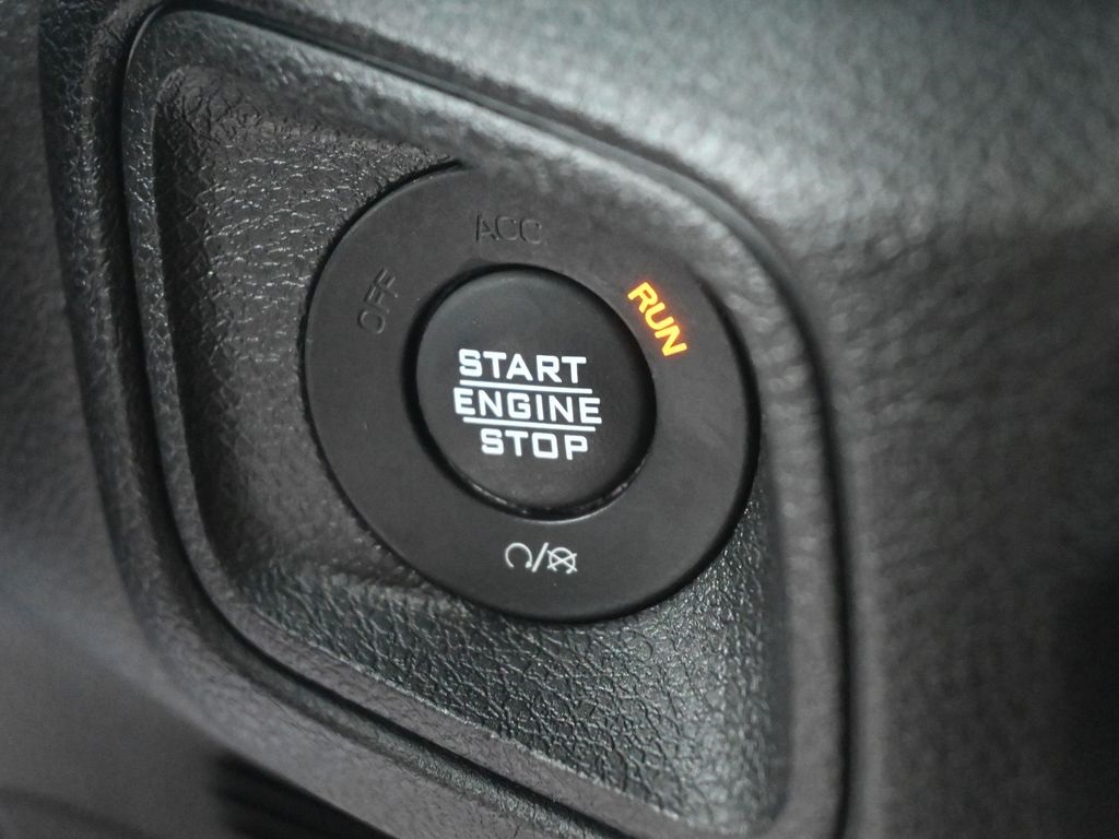 2024 Jeep Wrangler Sport S photo 13