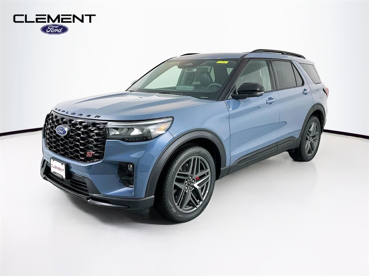 2025 Ford Explorer ST's photo