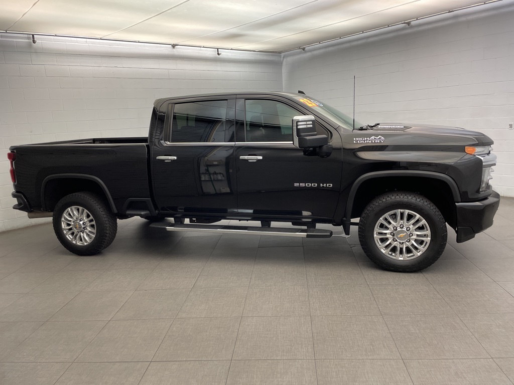 2023 Chevrolet Silverado 2500HD High Country photo 8