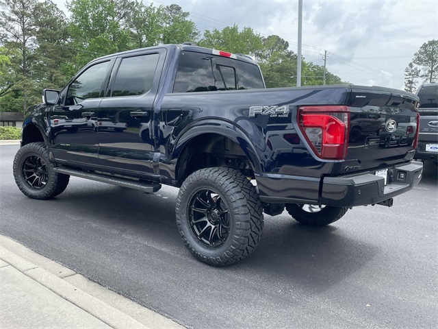 2025 Ford F-150 XLT photo 3