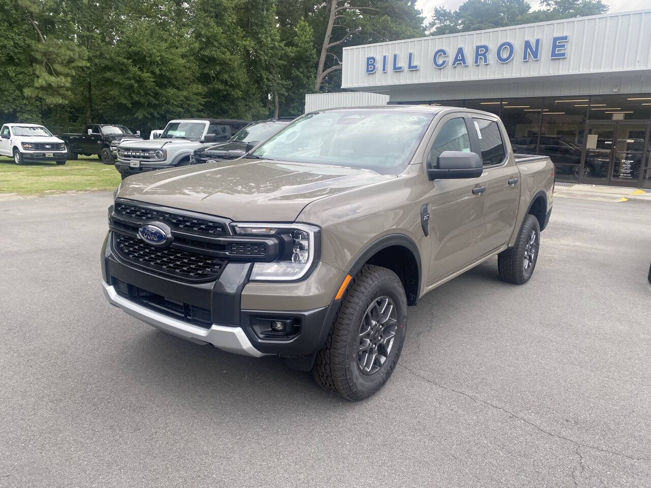 New 2025 Marsh Gray Ford XLT image 1