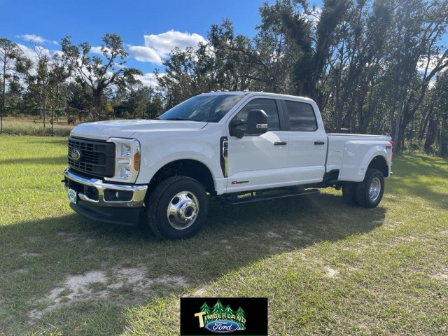 2026 Ford F-350 Super Duty XL's photo