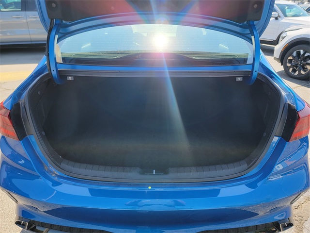 2024 Kia Forte GT-Line photo 16