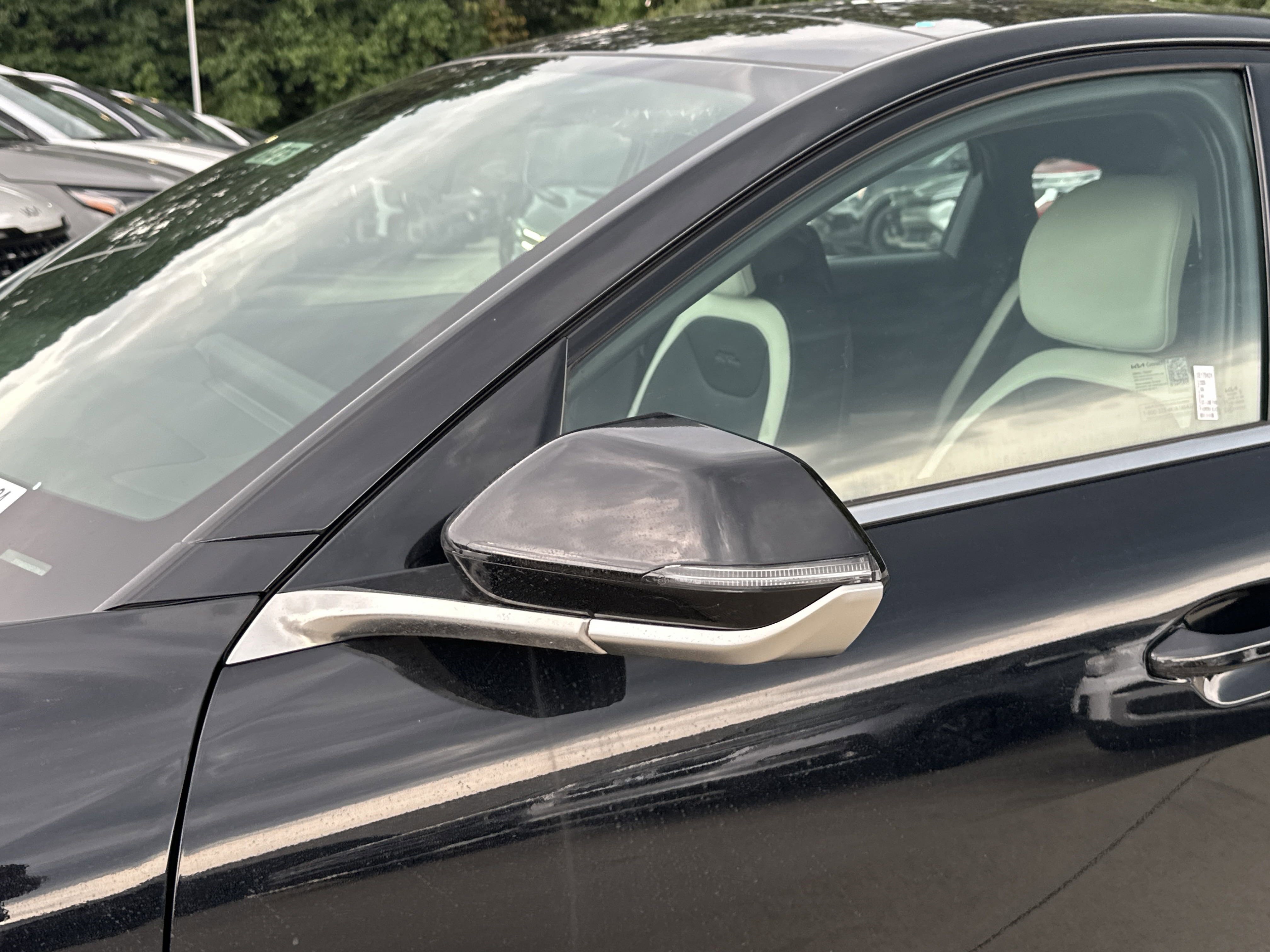 2025 Kia K4 GT-Line photo 4