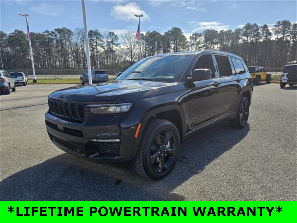 2025 Jeep Grand Cherokee Limited photo 2