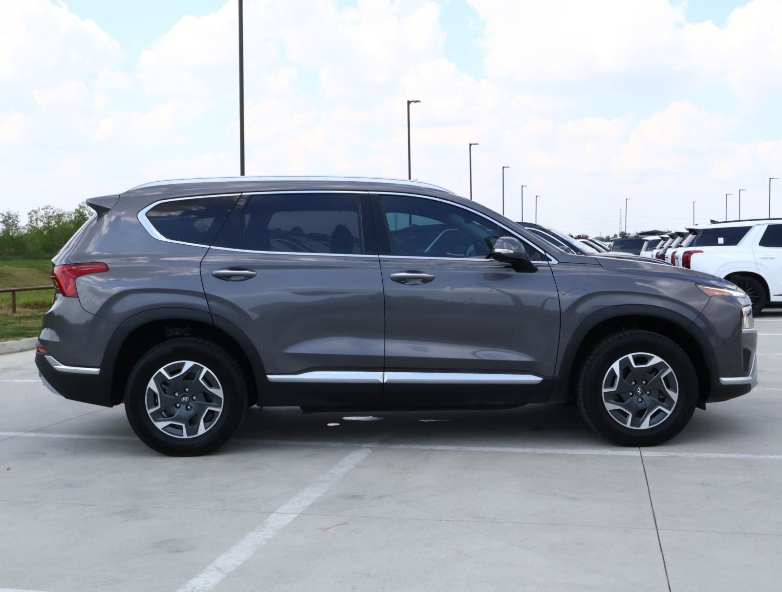 2021 Hyundai Santa Fe Blue photo 4