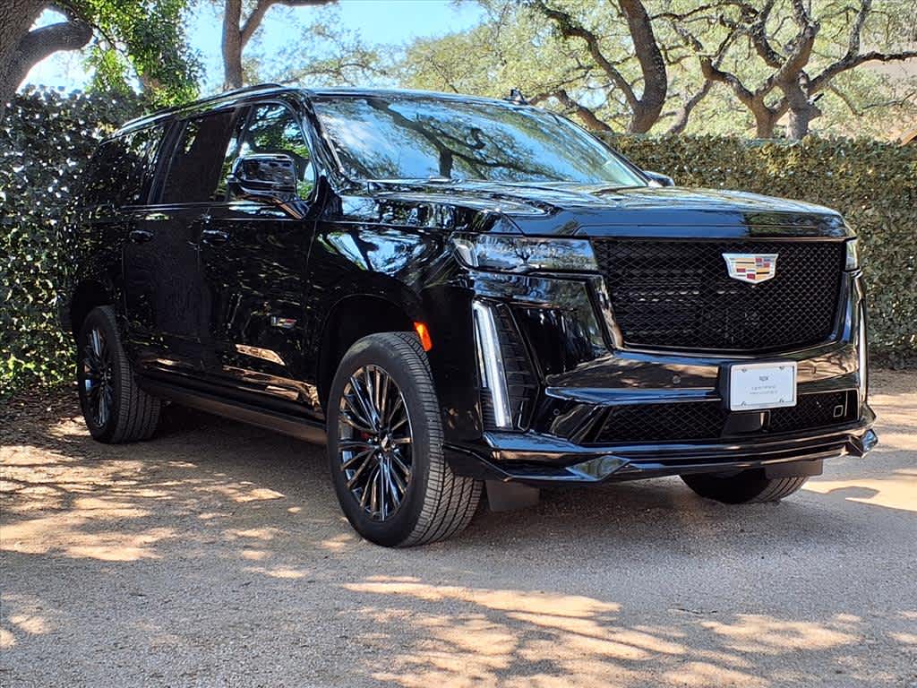 2024 Cadillac Escalade ESV V-Series photo 3