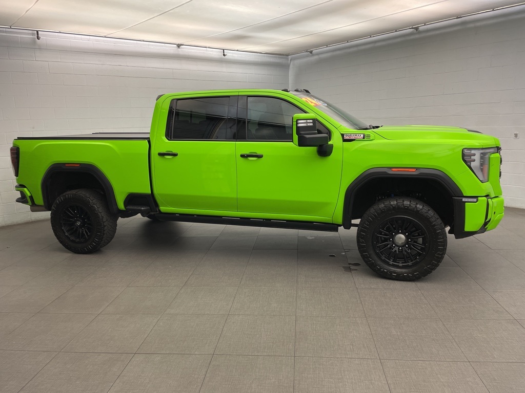 2024 Gmc Sierra HD AT4X photo 3